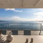 Luxurioese Mit Meerblick Stoa Serenity By Interhome