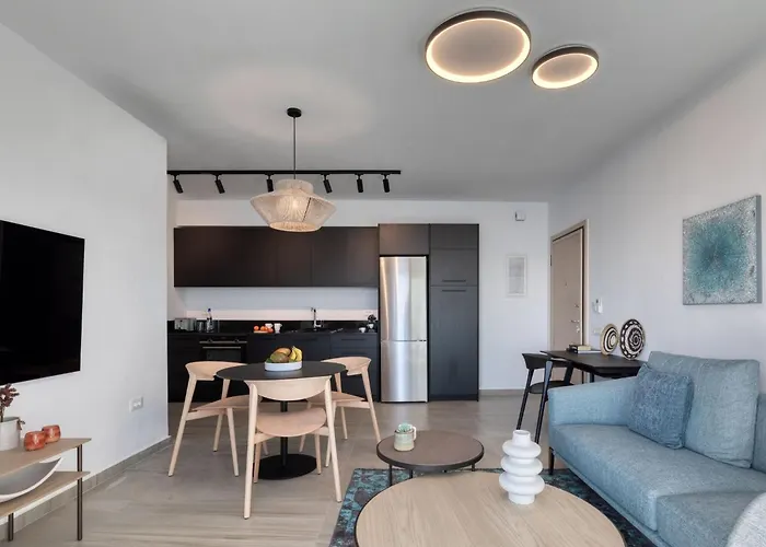 Luxurioese Mit Meerblick Stoa Serenity By Interhome Appartement