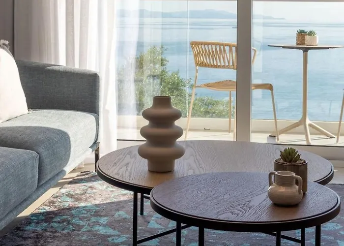 Apartment Luxurioese Mit Meerblick Stoa Serenity By Interhome