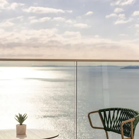 Luxurioese Mit Meerblick Stoa Serenity By Interhome *