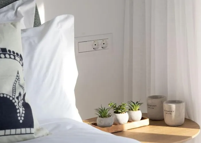 Luxurioese Mit Meerblick Stoa Serenity By Interhome نساكيون