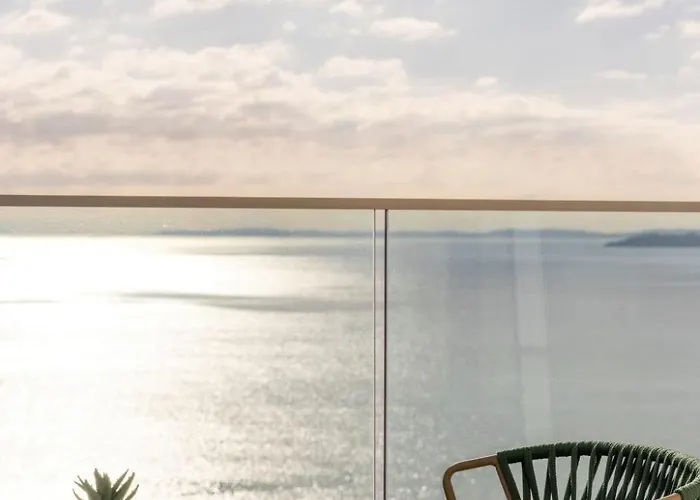Luxurioese Mit Meerblick Stoa Serenity By Interhome *