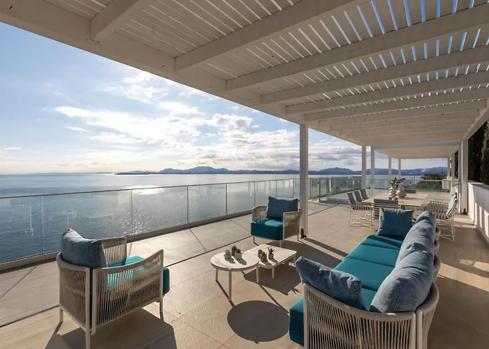 شقة Luxurioese Mit Meerblick Stoa Serenity By Interhome